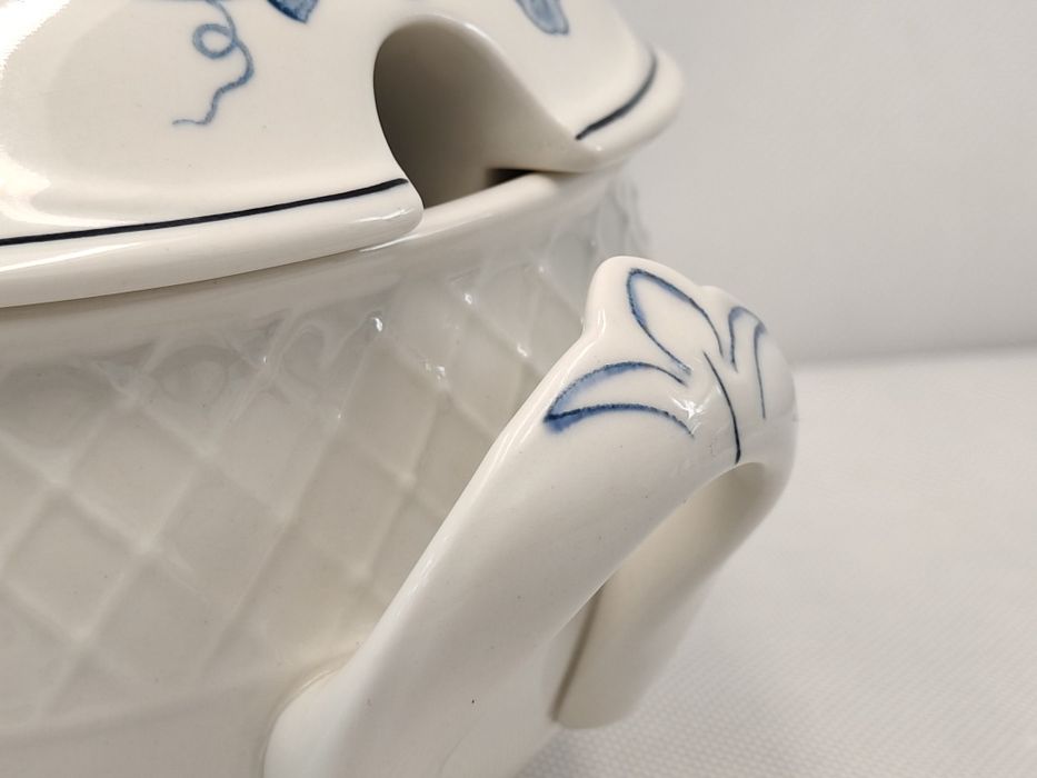 Waza Villeroy & Boch. Val Bleu.