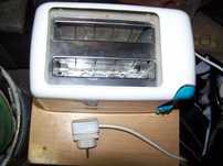 toster-opiekacz 900 W