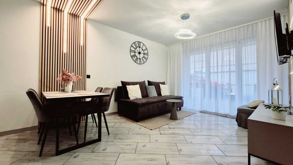 Mielno Apartamenty Mielno Black&White and Yellow w Centrum