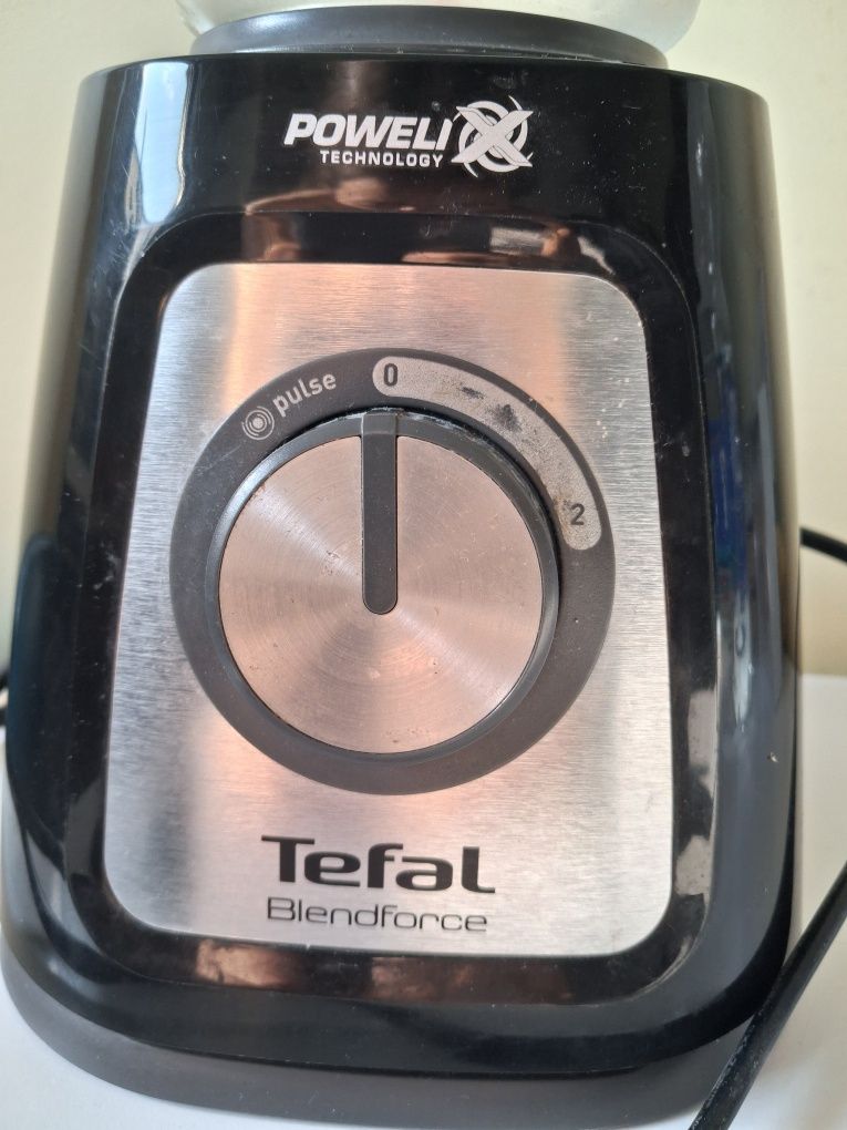 Blender kielichowy Tefal Blendforce