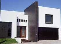Serviços de pintura interior e exterior .