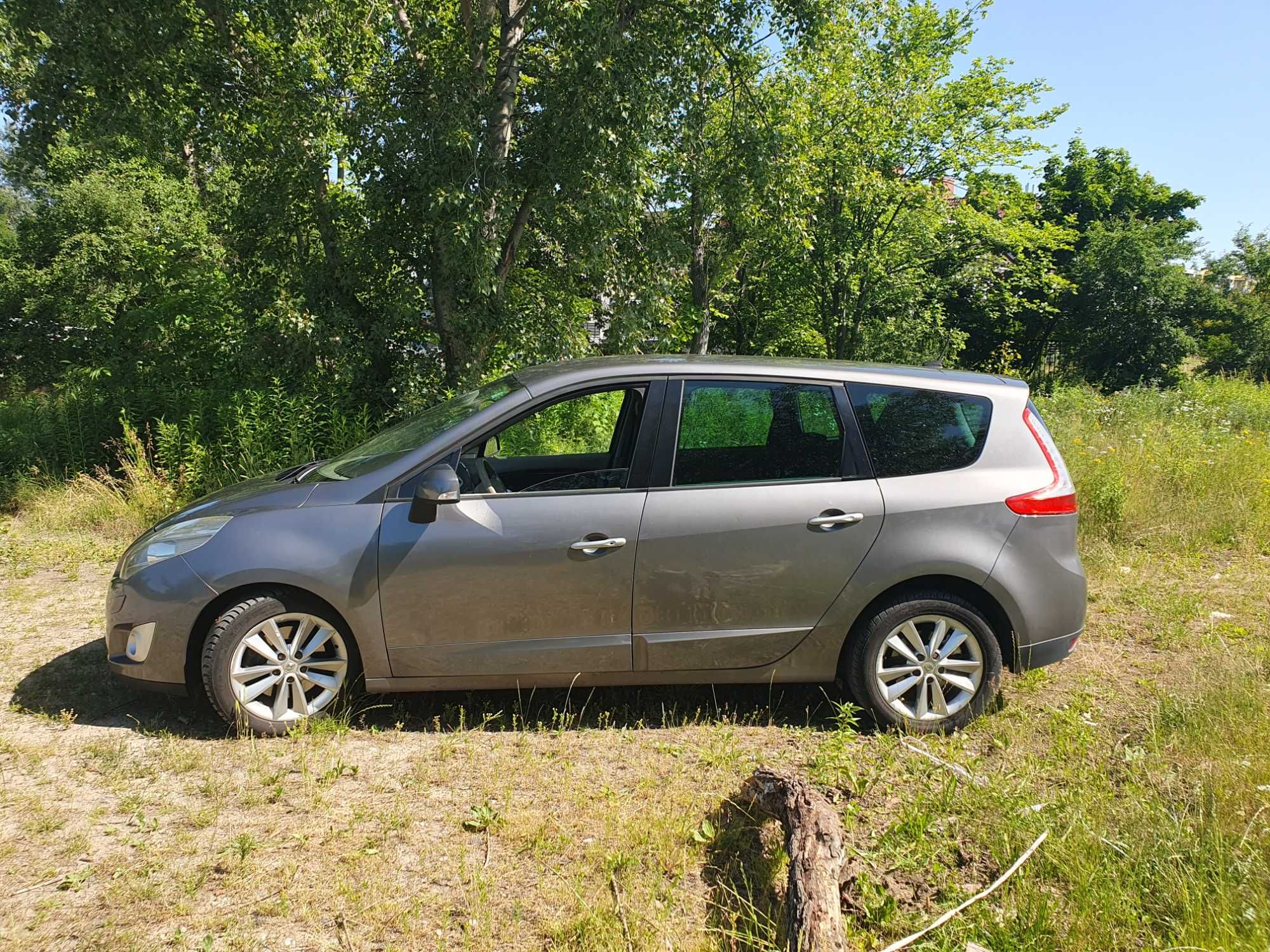 Renault Grand Scenic III  2.0 Dci 150 KM AUTOMAT NAVI TEMPOMAT