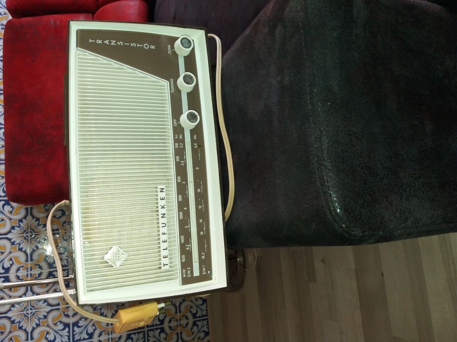 Rádio telefunken transistor