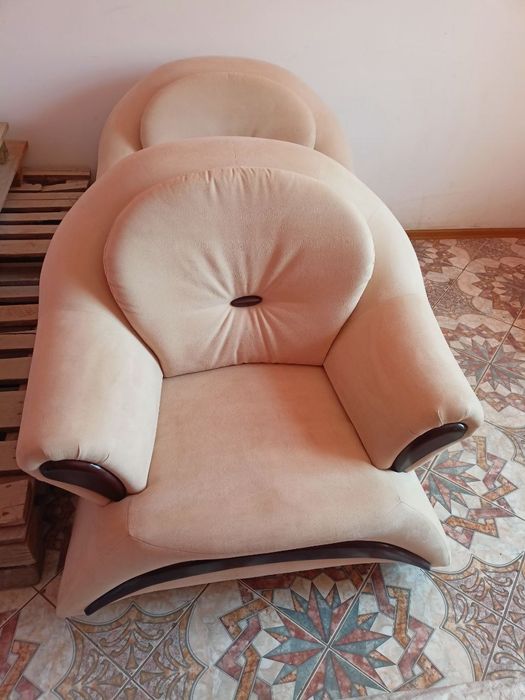 Диван розкладний (французька розкладушка) + два крісла