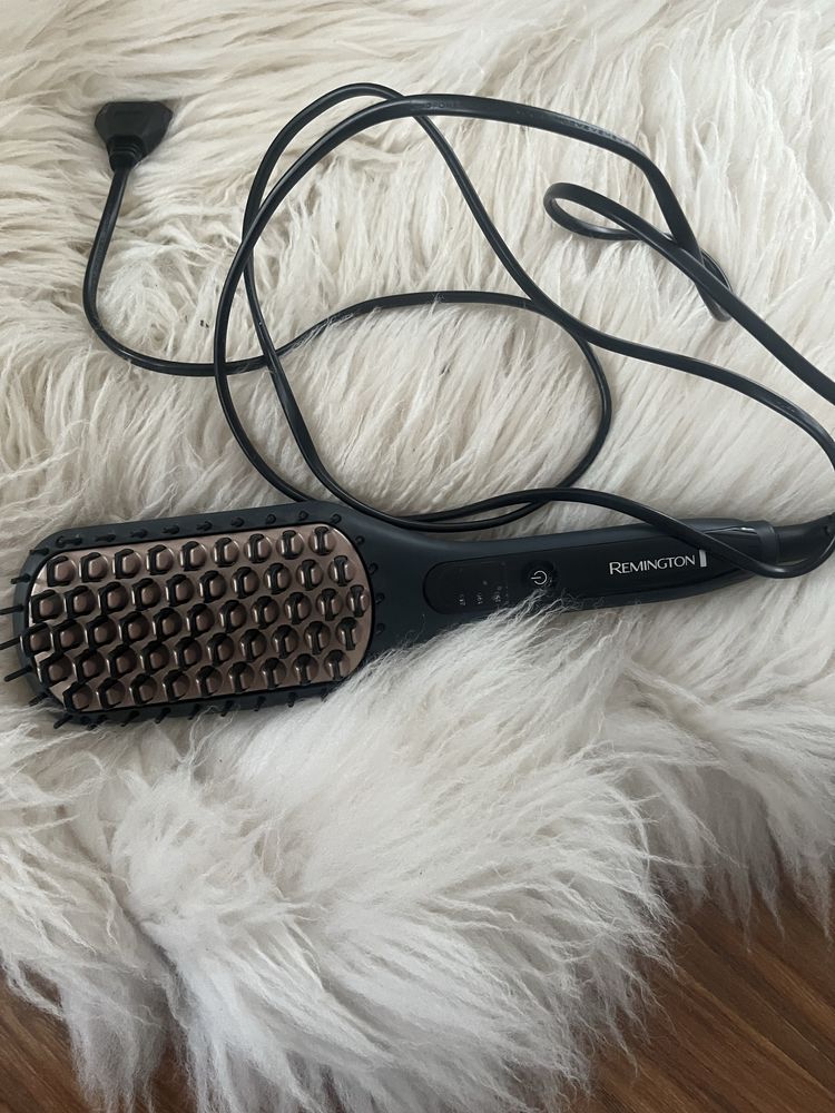 Sprzedam szczotkę prostującą Remington