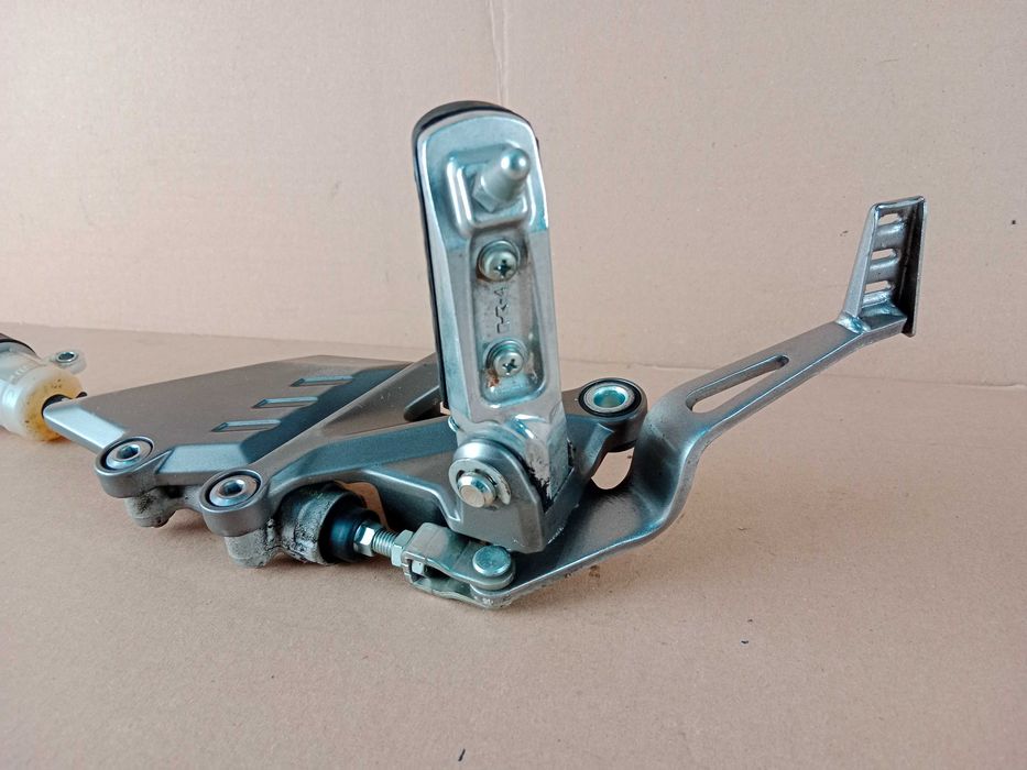 Kawasaki Z125 Prawy Set Kierowcy Przód Dźwignia Hamulca Tył Podnóżek