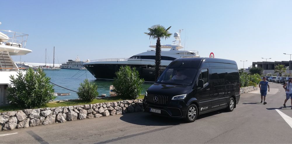 Wynajem busa,przewóz osób