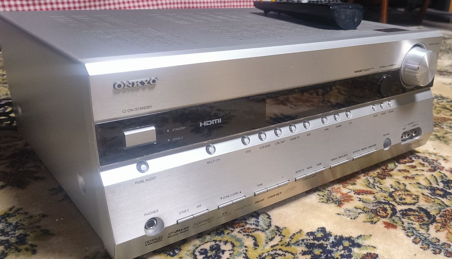 Amplituner ONKYO TX-SR606