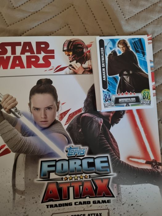 Coleção Star Wars Caderneta e Bustz