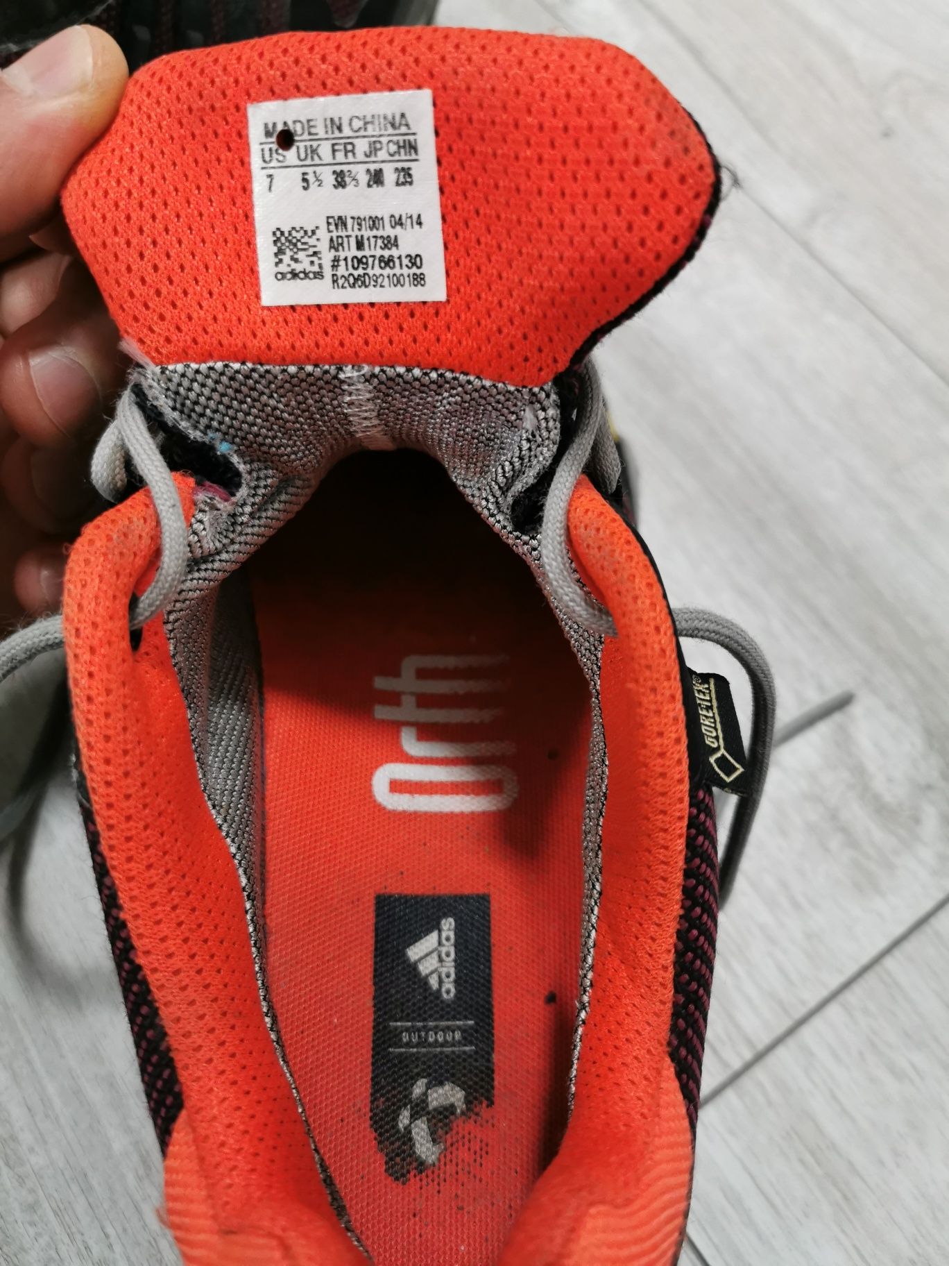 Buty Adidas Terrex z membraną gore-tex r 38 2/3 wkładka 25cm