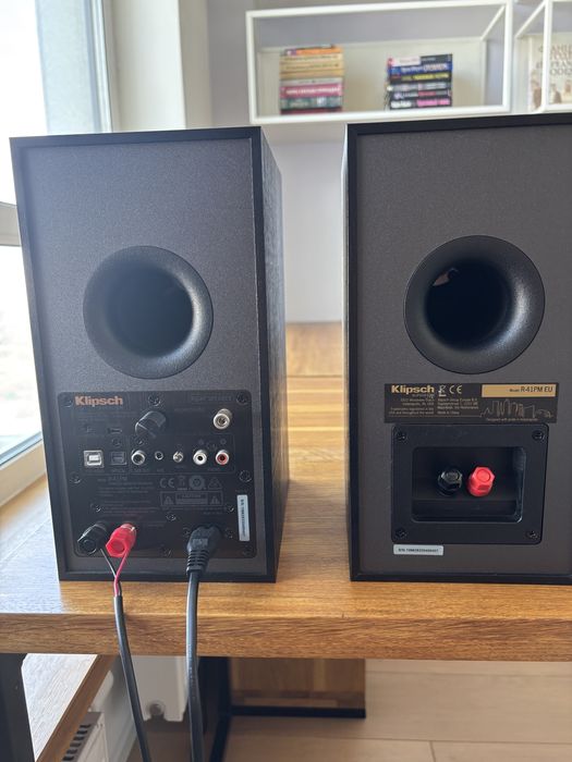 Активные полочные колонки Klipsch Reference R-41PM Black