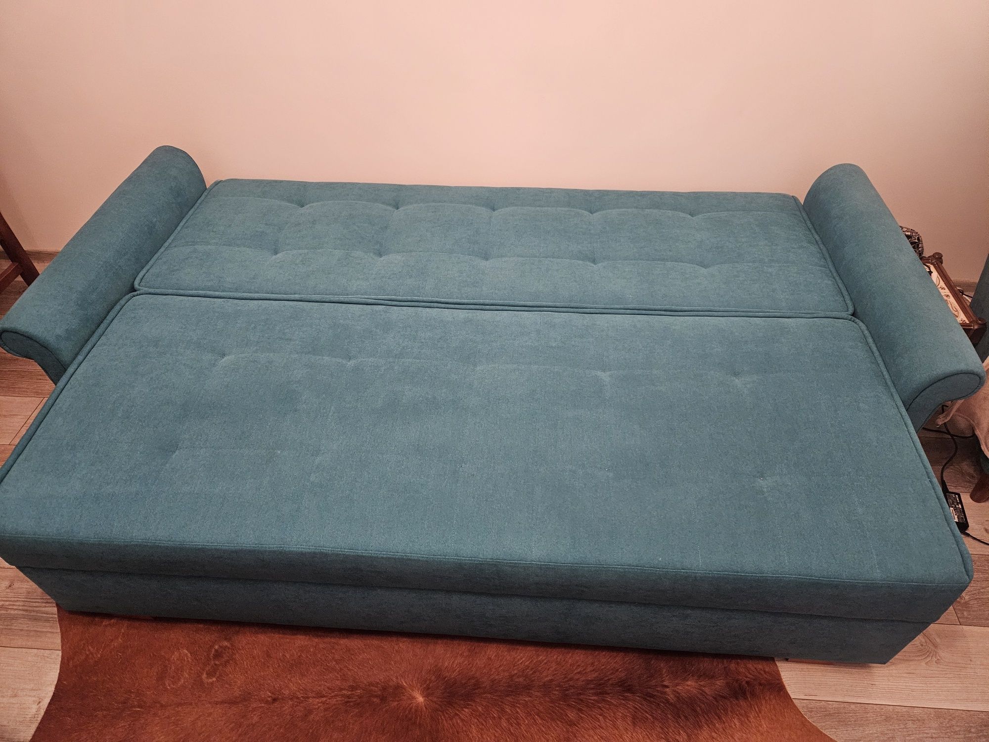 Kanapa Sofa j.Nowa rozkladana Glamour Vintage kanapotapczan robiony na