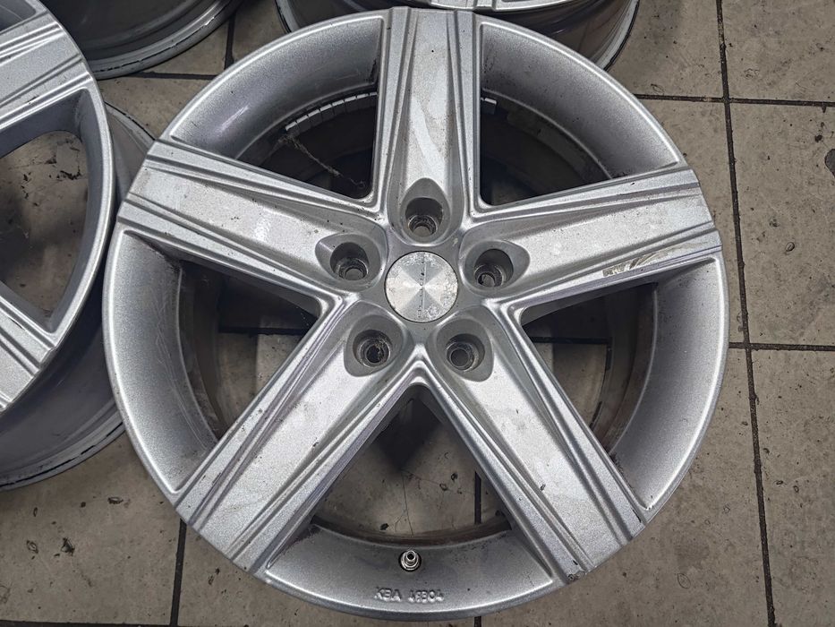 Felgi aluminiowe Aluett 32757 7.5" x 17" 5x120 ET 45