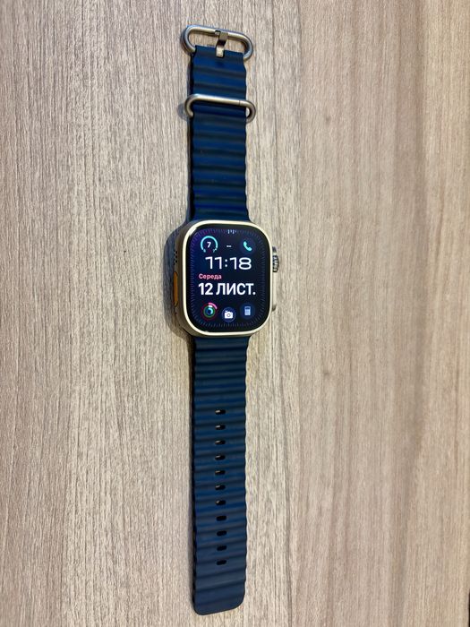 Продам Apple Watch Ultra 2 49 mm Natural Titanium Case with Ocean Band