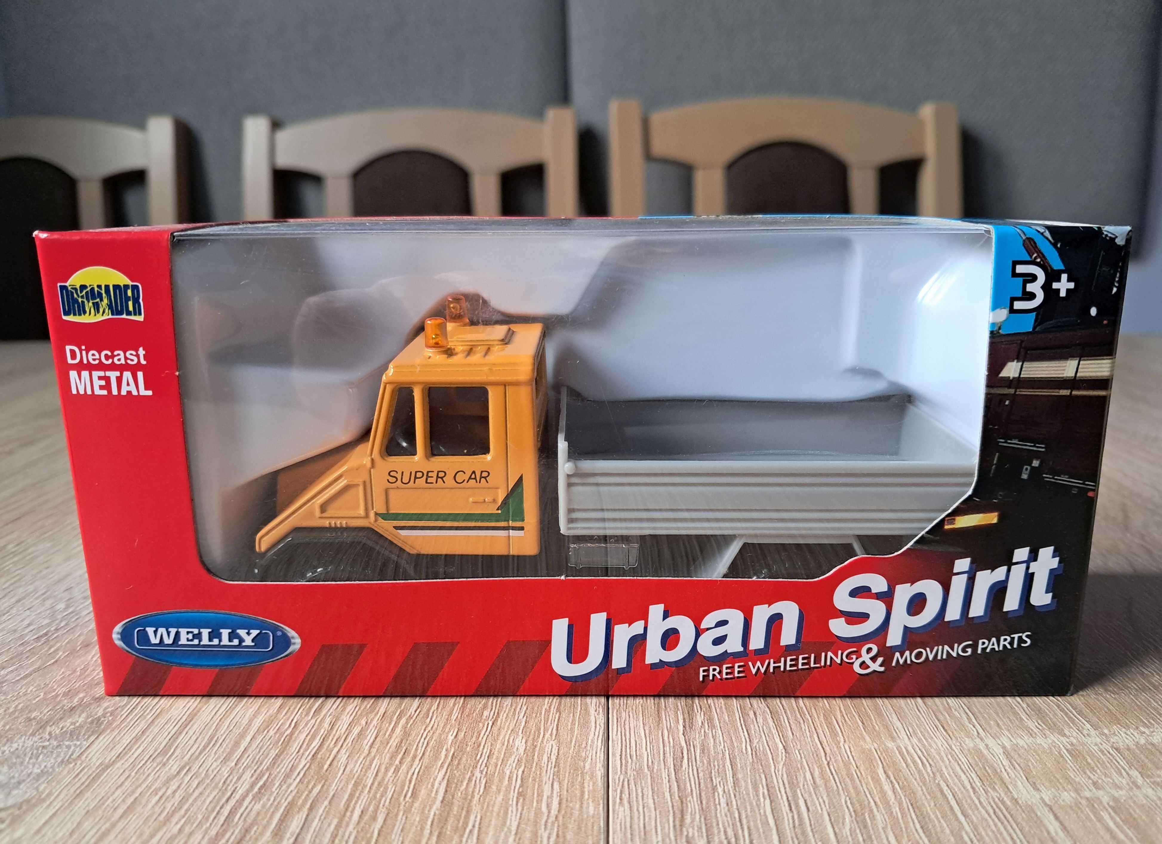 Dwa modele Mercedes-Benz Unimog skala 1:43 Welly