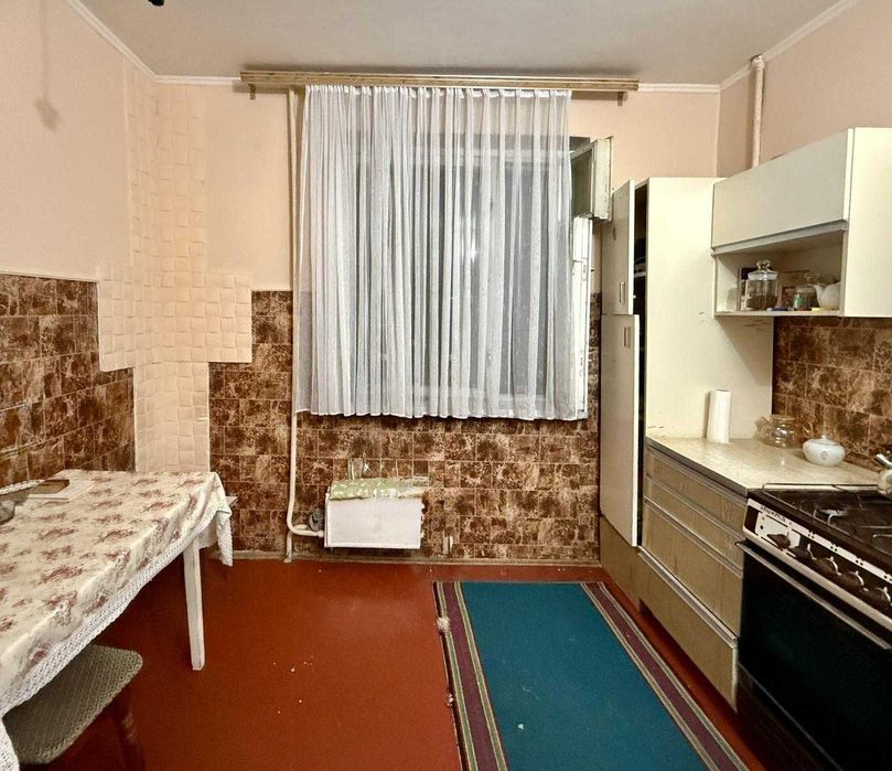 Продаж 2-кімнатної квартири Сихів