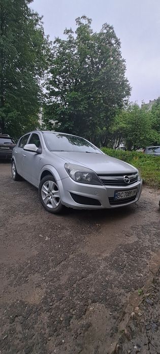 Автомобіль Opel astra H