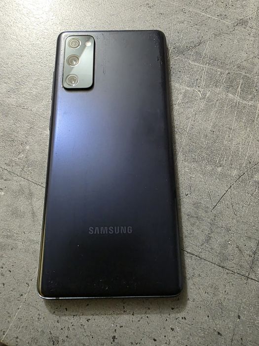 Samsung Galaxy S20 FE 5G/128GB – pęknięty wyświetlacz – sprawny, OKAZJ
