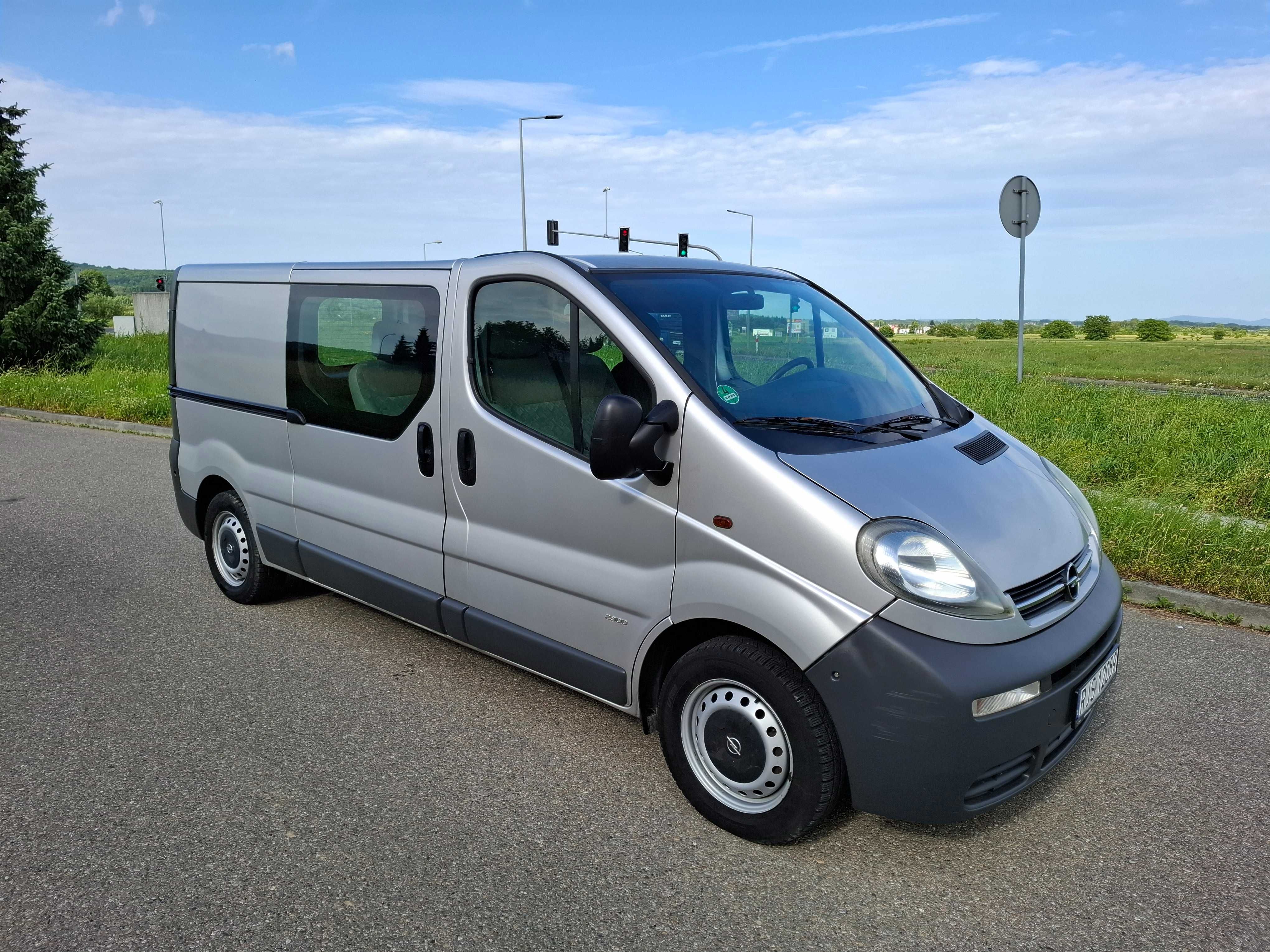 Opel Vivaro LONG 1.9 CDTI 6 Osób 2005r Hak Zadbany!
