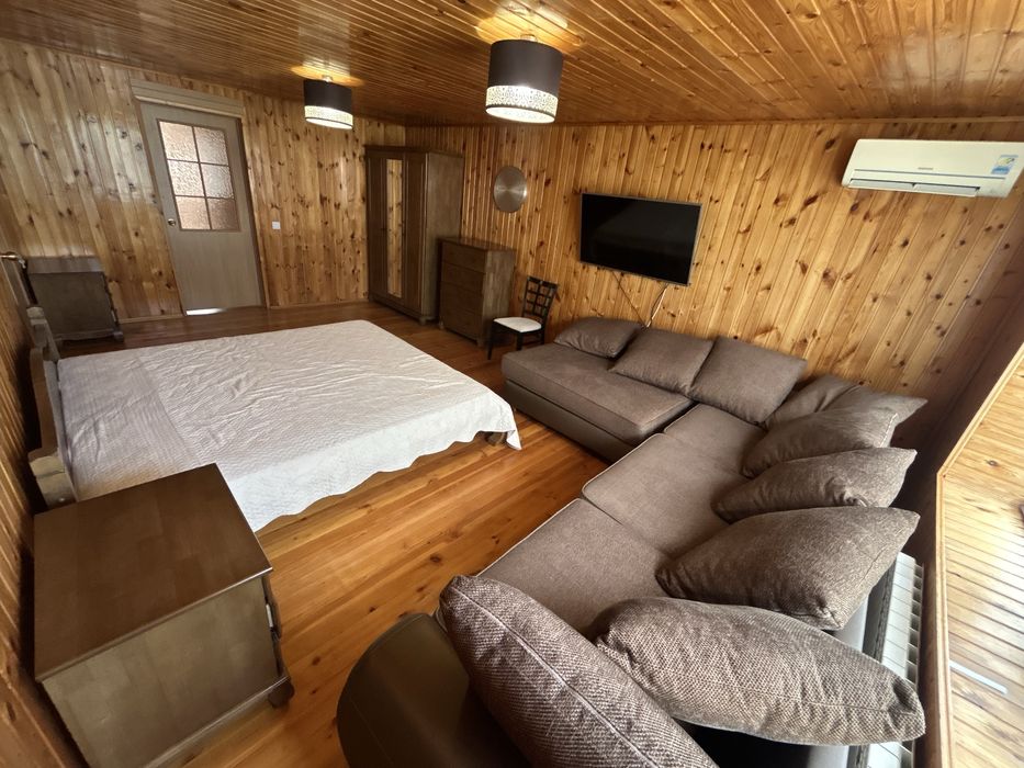 Оренда будинка 270м2 ,Дарницький Газовий генератор Осокорки