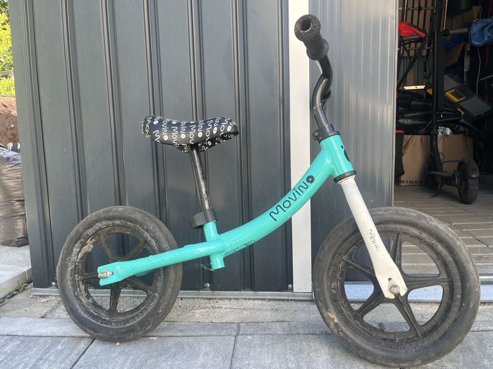 Kask Scoot and Ride + Rower biegowy Movino/Cariboo