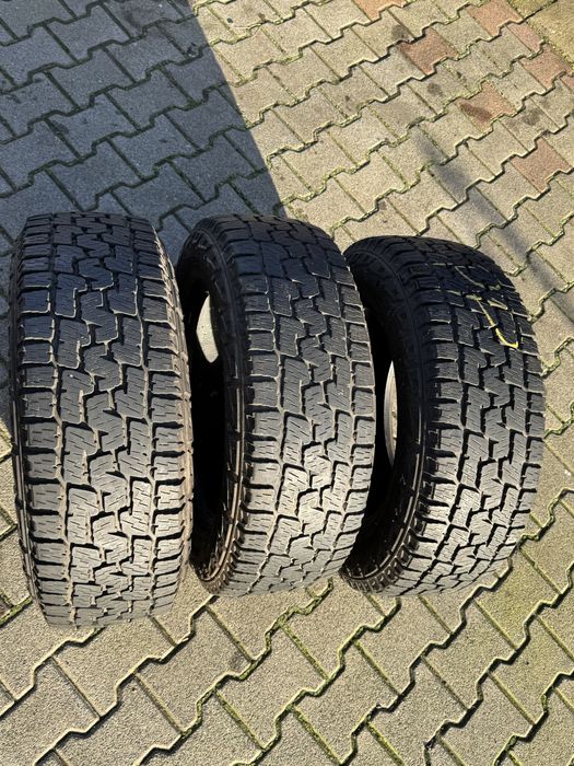 Opony Pirelli wielosezonowe 235/65 R17 Scorpion Allterrain