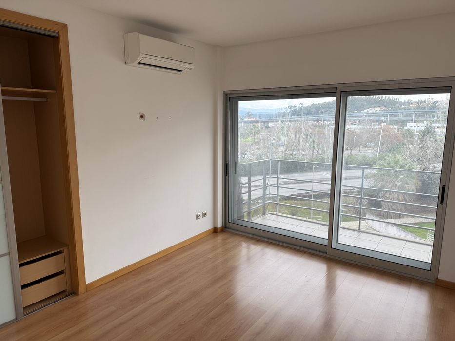 T2 com garagem Quinta da Várzea