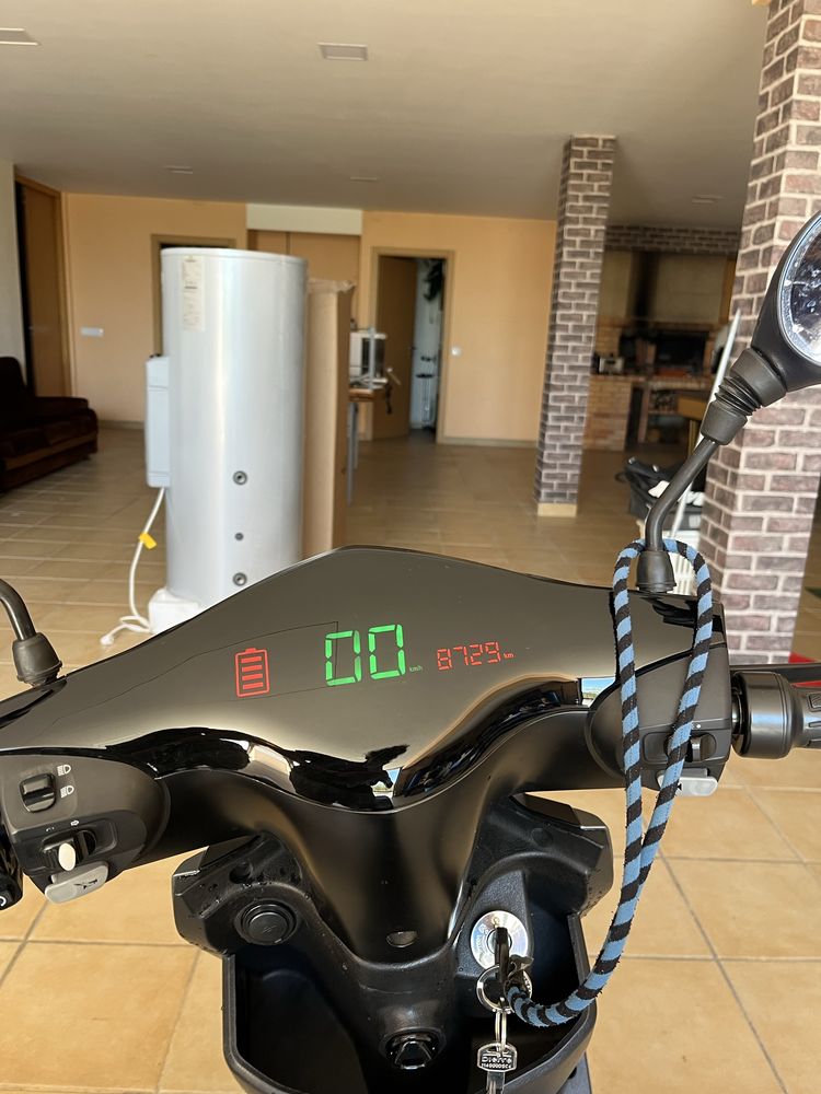 Scooter elétrica twol