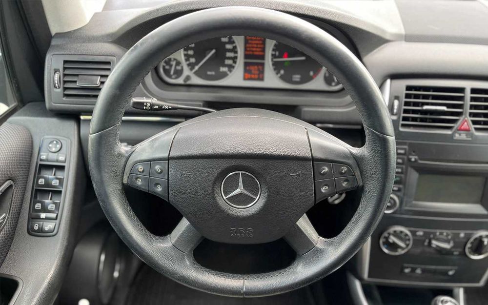 Mercedes-Benz B 180 2010