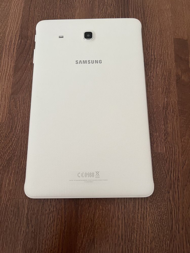 Samsung Galaxy Tab E,планшет