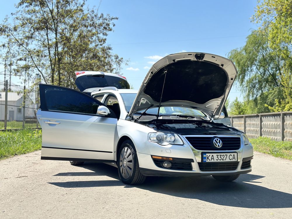 Продаж Volkswagen Passat B6 2010 рік 2.0 TDI