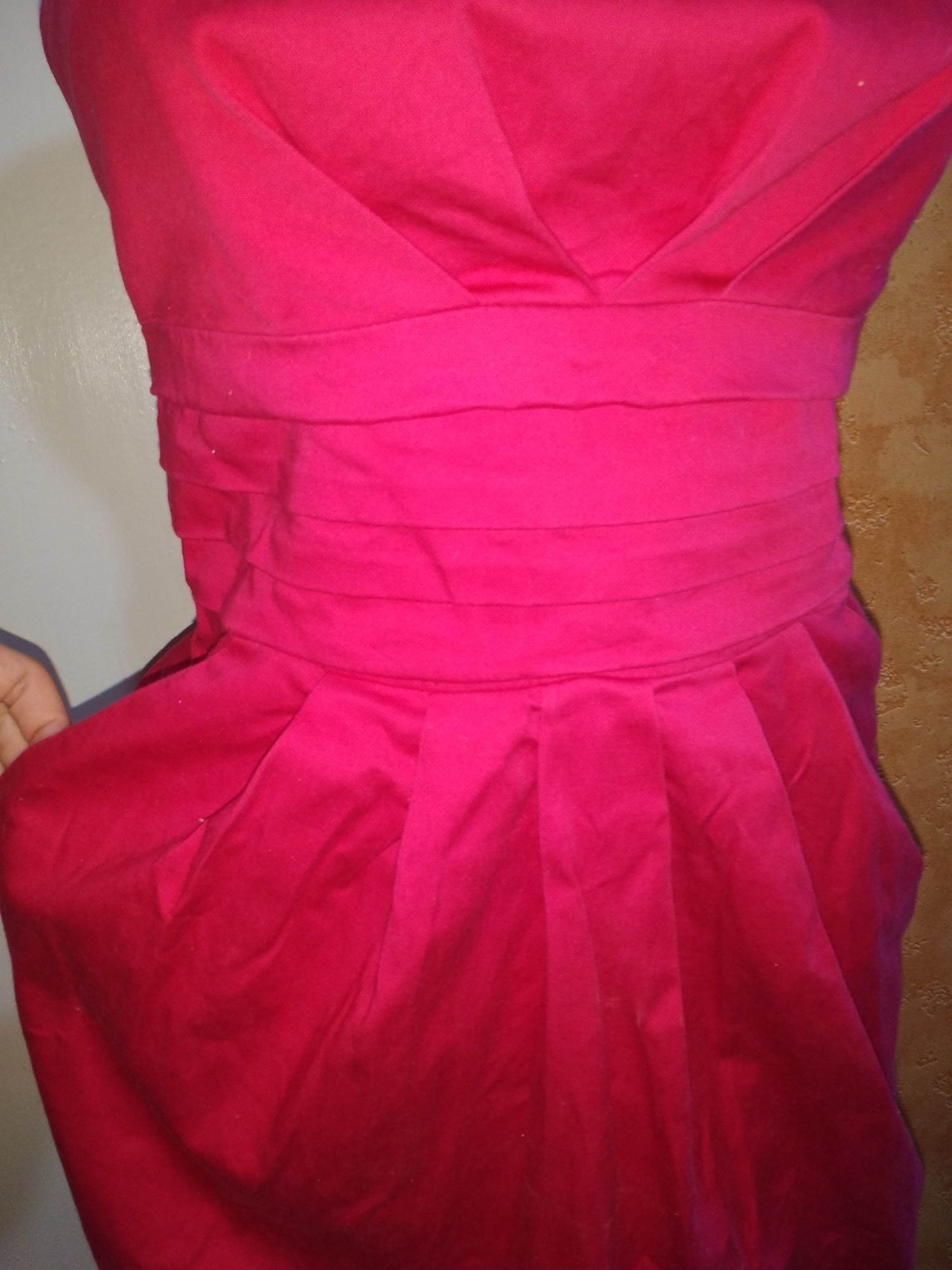 Фирменное розовое малиновое платье бюстье сукня New Look
