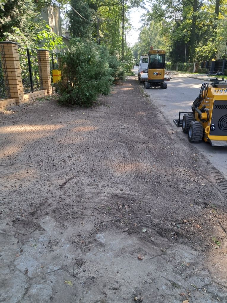 Szambo montaż odwodnienie deszczówka montaż  zbiornik ogrodzenie trawa