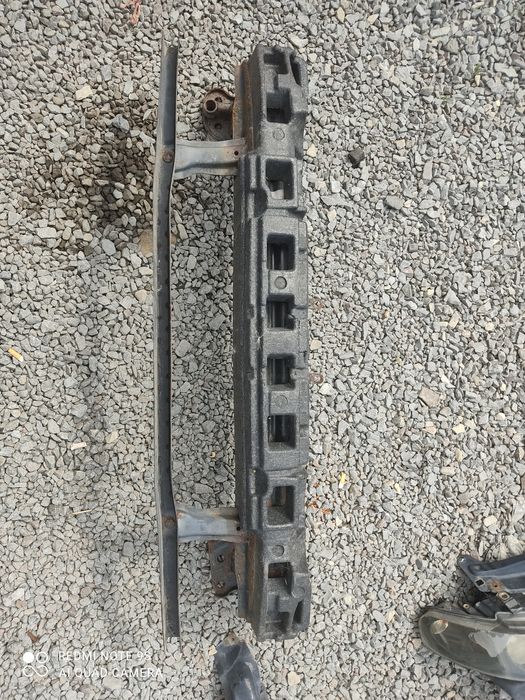 Підсилювач переднього бампера Пассат Б6