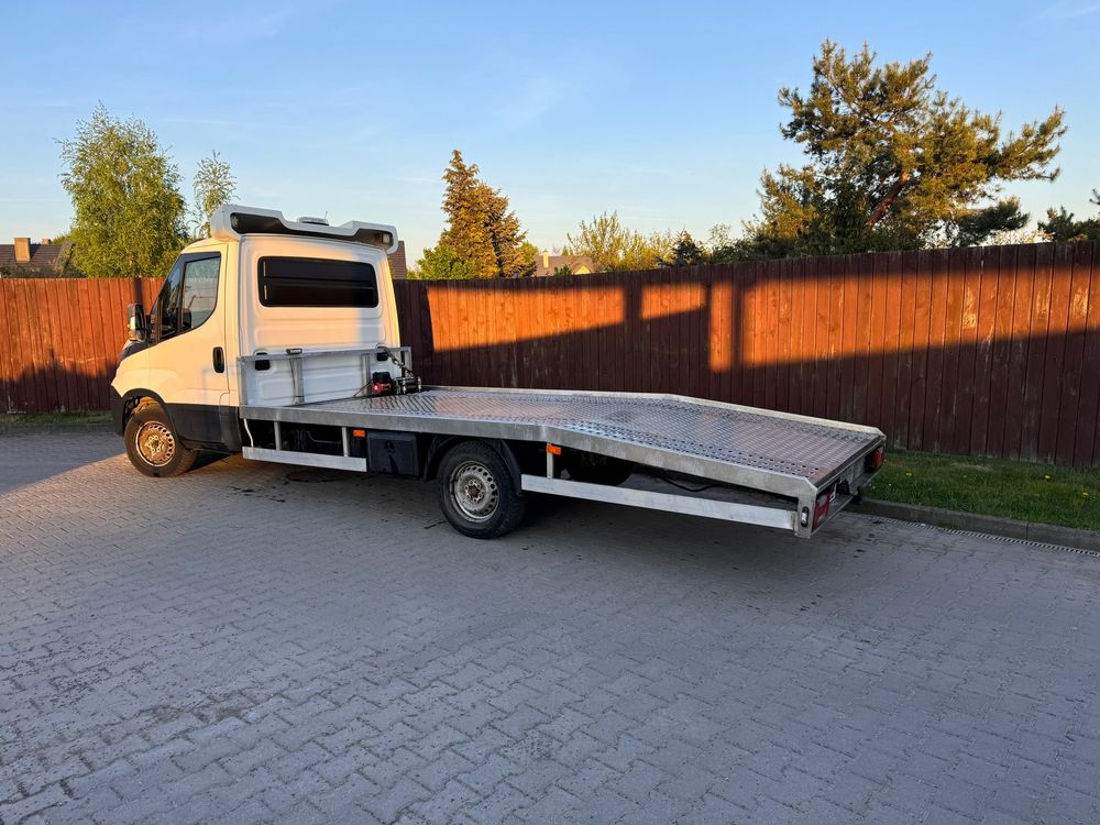 Iveco Daily 2.3 Hi-Matic Automat anglik pomoc drogowa laweta
