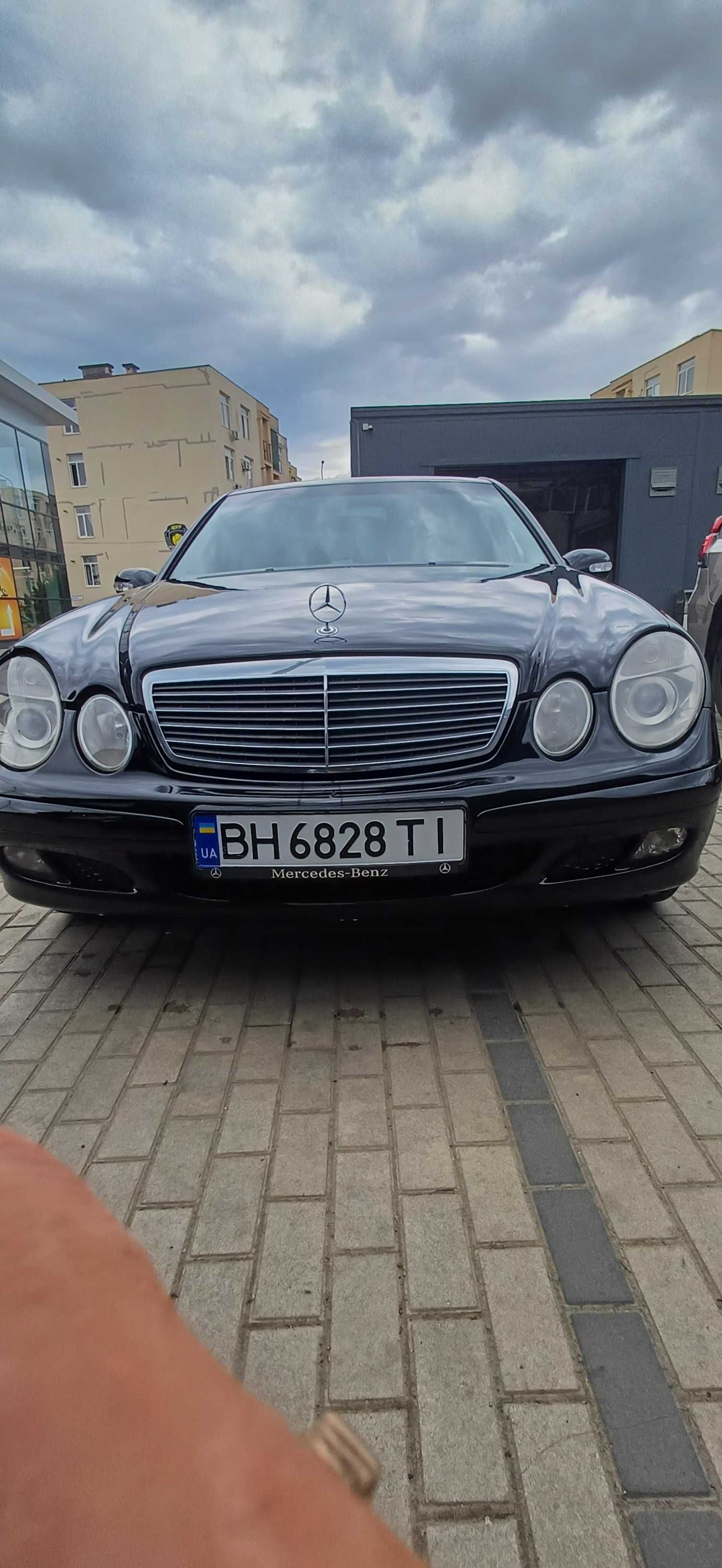 Mersedes Benz e200
