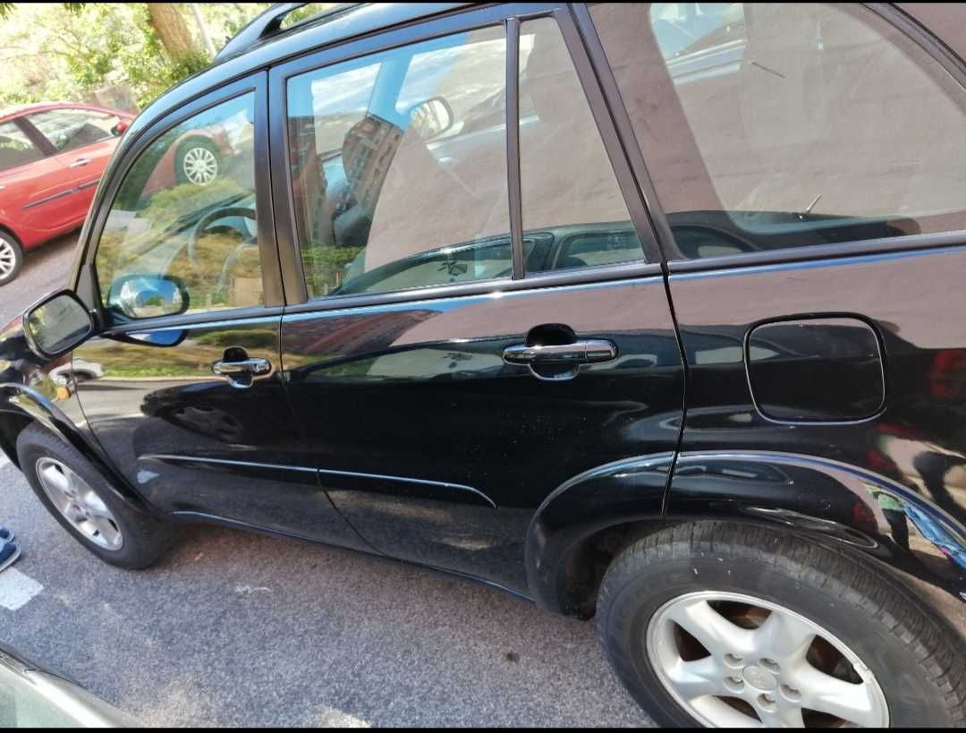 Toyota RAV4 2.0 116cv