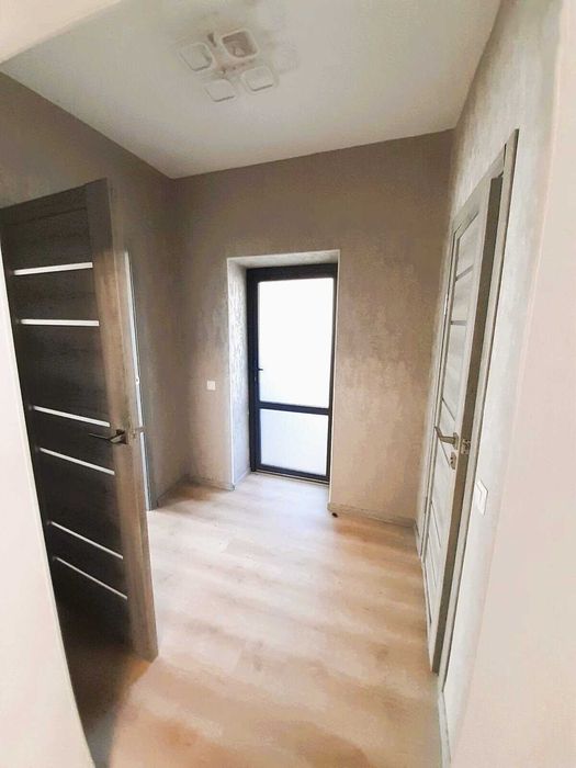 Продаж будинку з ремонтом 7 км. до Центру міста