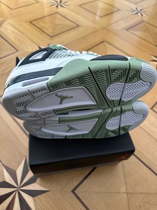 Jordan 4 Retro Seafoam 43 EU/26.5 CM