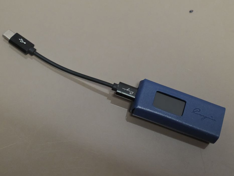 Cayin RU6 DAC + etui