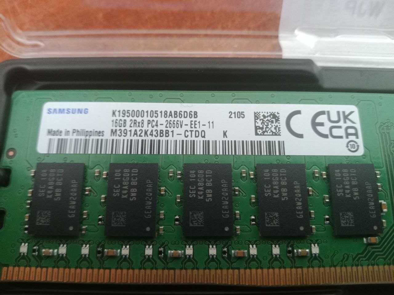 Память серверная 16Gb Samsung DDR4 UDIMM M391A2K43BB1-CTD