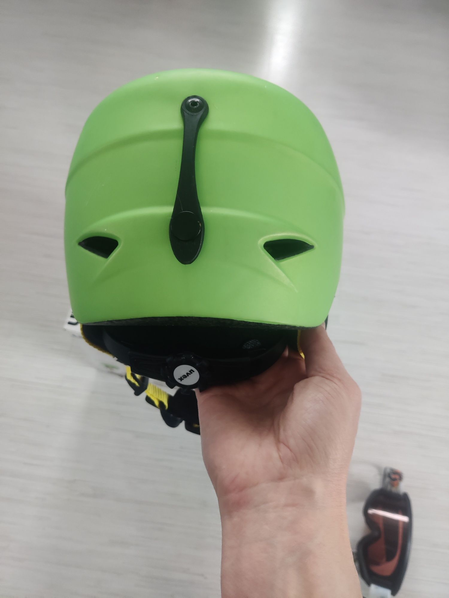 Kask UVEX 52-54cm +gogle Scott