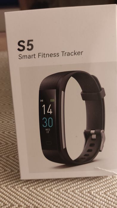 Inteligentna opaska sportowa - S5 Smart Fitness Tracker