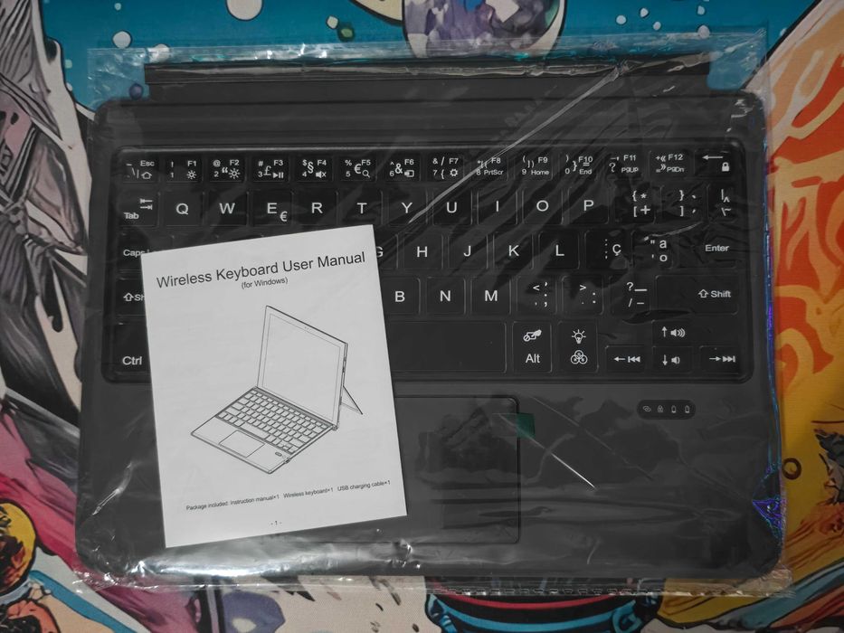 Teclado Bluetooth RGB para Tablet