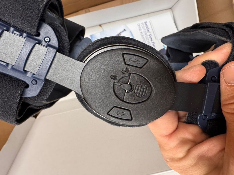 Ортез Bauerfeind SecuTec Genu Flex