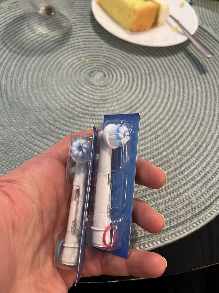 Koncowki wymienne oral B sensi ultra thin