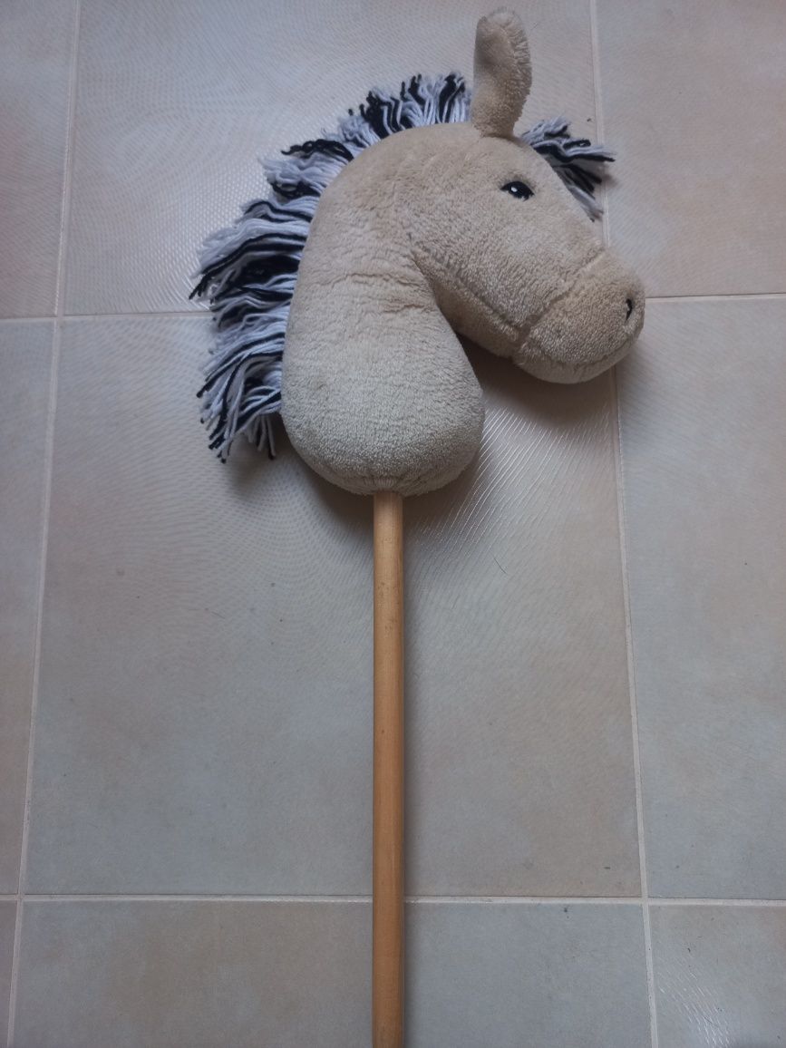 Koń na patyku hobby horse