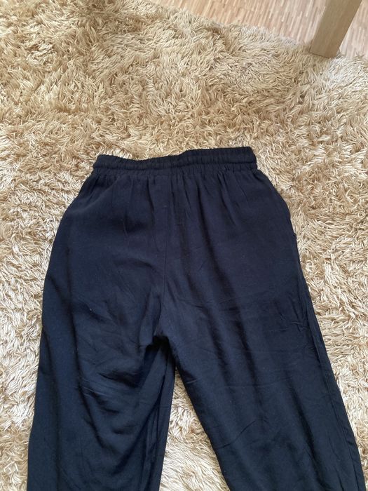Czarne eleganckie spodnie cygaretki primark 32 XXS wiązane zwężane mar