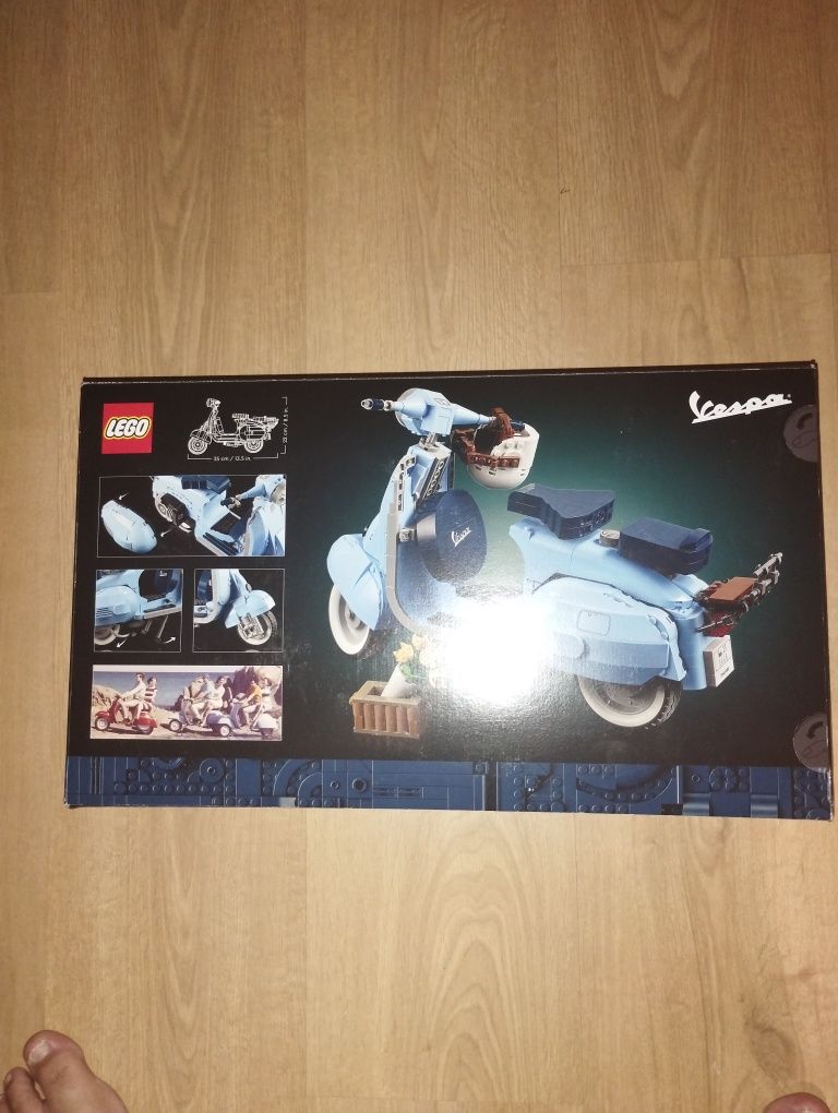 Lego 10298 - Vespa 125