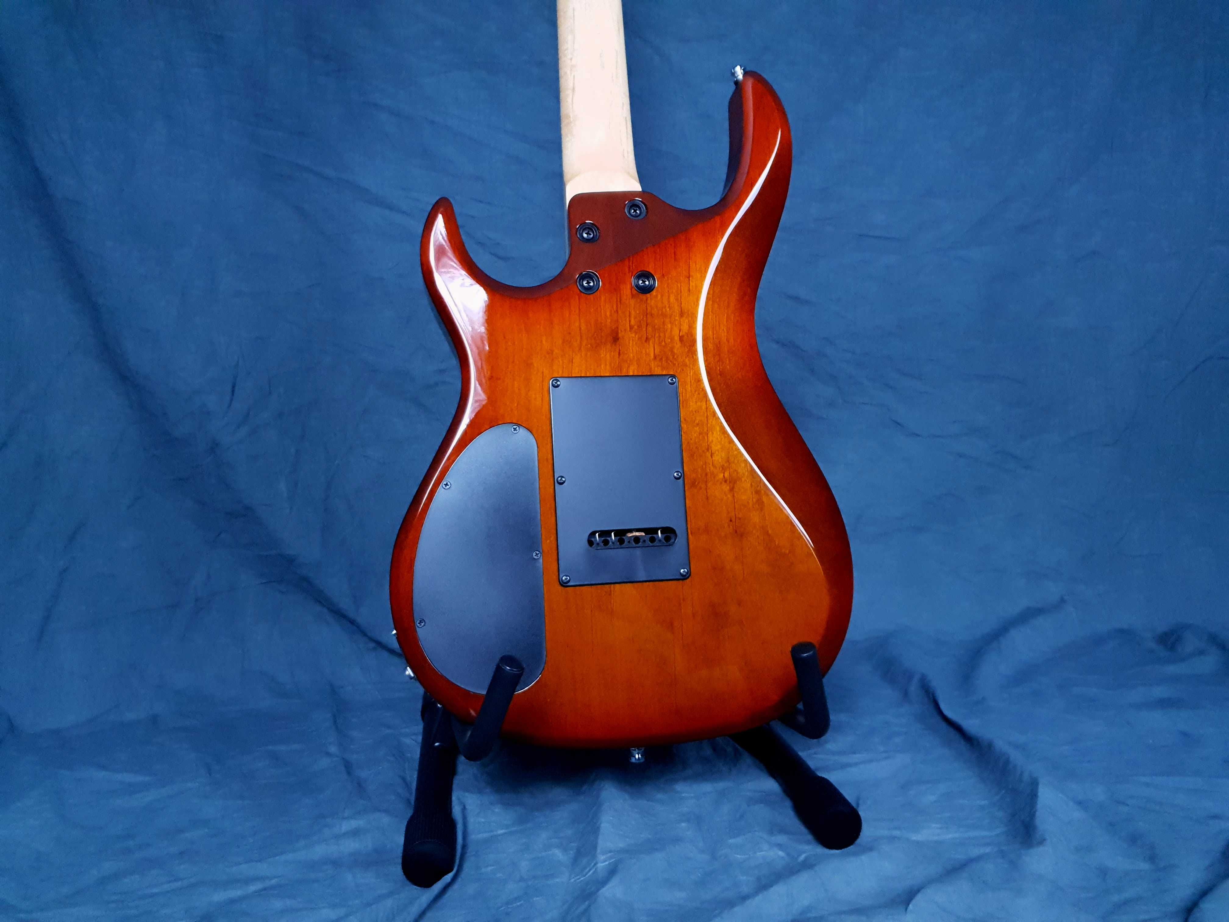 Kiesel Aries A6X - piękny instrument, Made in USA !